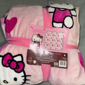 Hello Kitty Pink Plush Valentine Blanket